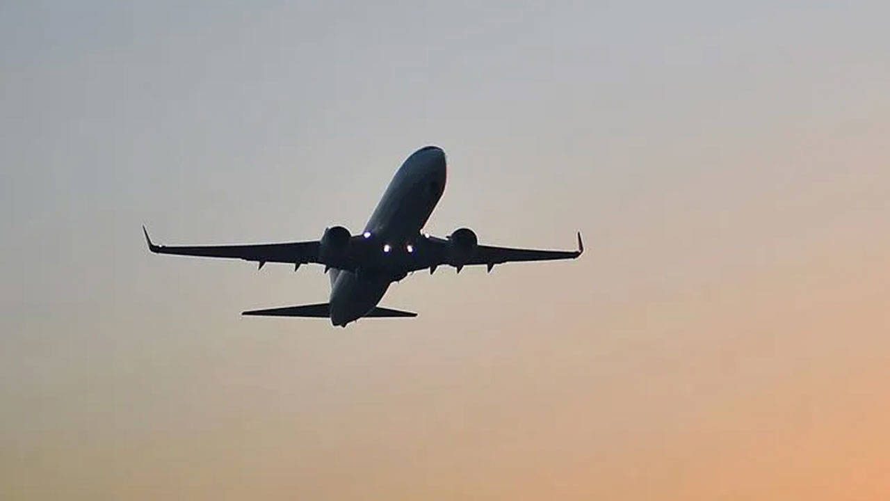 Şiddetli Sağanak Hava Ulaşımını Da Vurdu: 43 Uçak İstanbul Havalimanı'na İnemedi