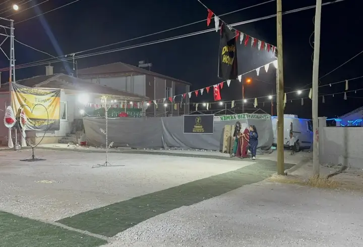 Düğünde pompalı tüfekle rastgele ateş açıp 2 kişiyi yaraladı