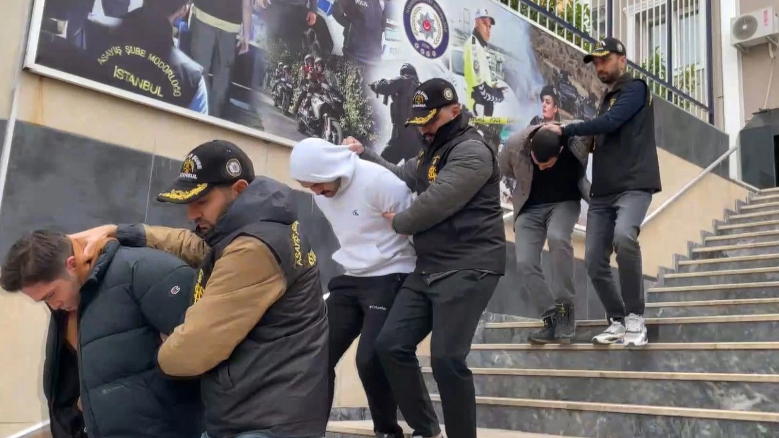 'Yatırım danışmanıyım' yalanıyla 1 milyon dolarlık dolandırıcılık