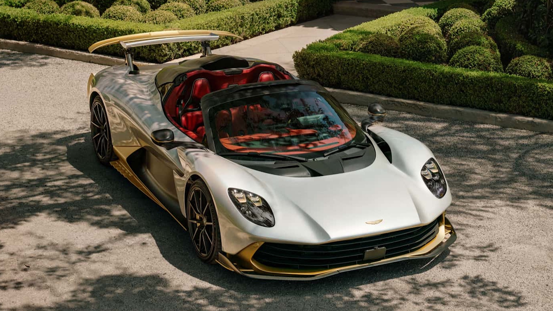 Aston Martin Valhalla Spider Görücüye Çıkarıldı