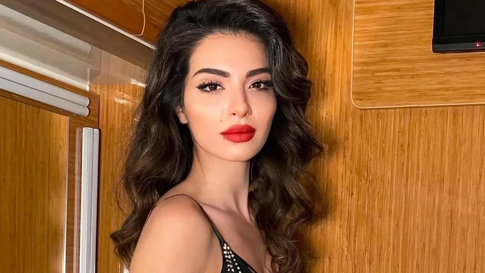 Melisa Aslı Pamuk oğlu Mylan'ı paylaştı, beğeni yağmuruna tutuldu