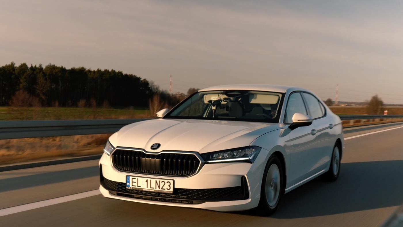 Dizel Skoda Superb dünya rekoru kırdı: Tek depoyla 2.831 km