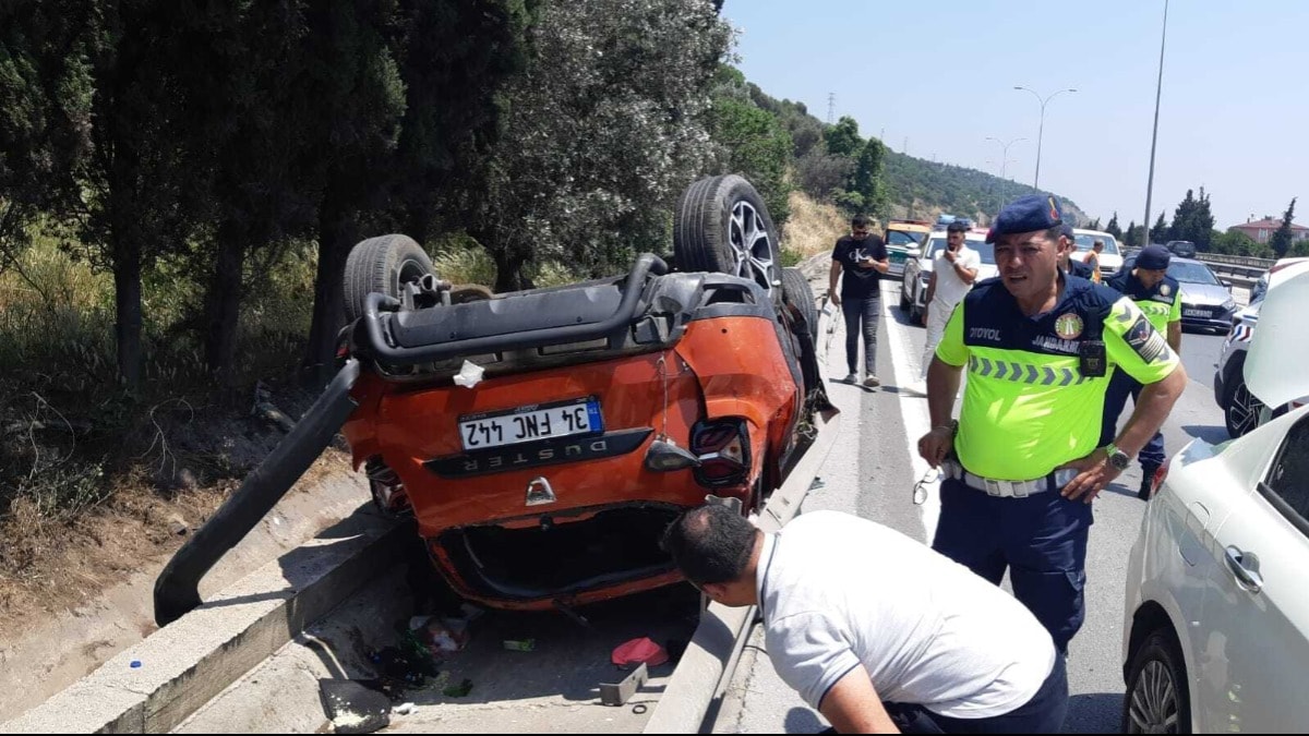 Bayram dönüşünde feci kaza: 2’si çocuk 7 yaralı