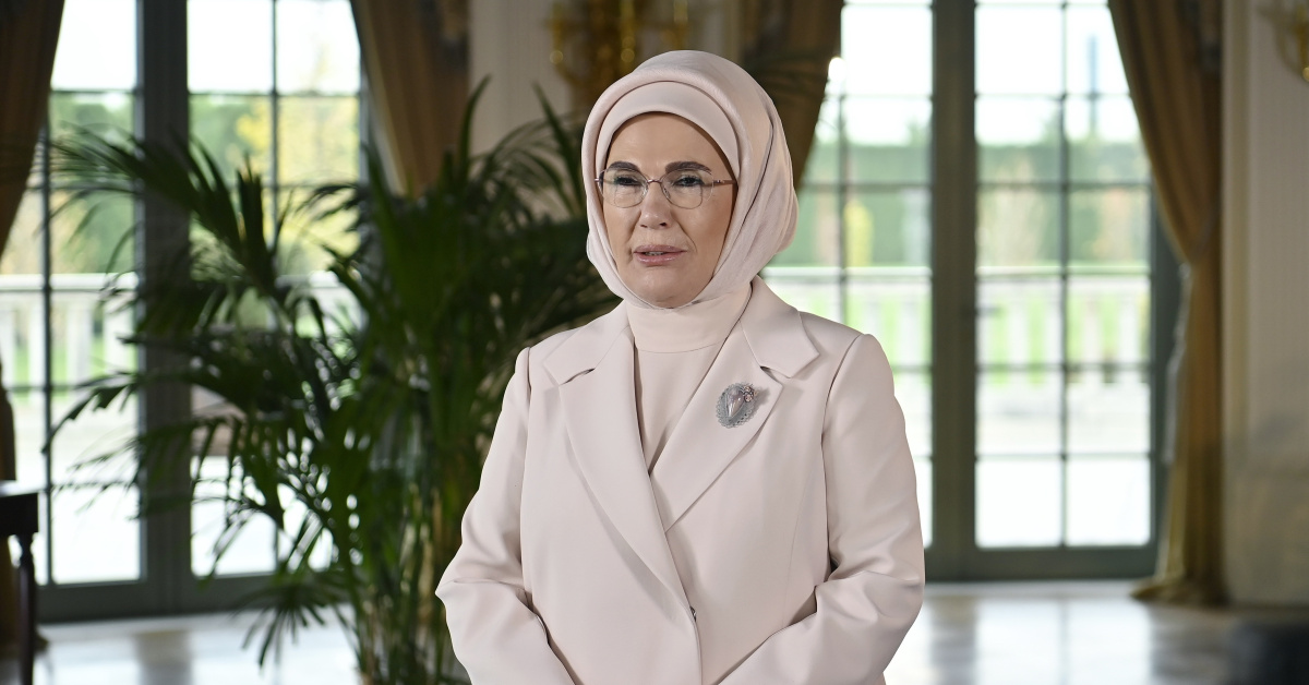 Emine Erdoğan, Tdt Zirvesi'ndeki Resmi Yemekte Kardeşlik Ve Dayanışmayı Vurguladı - Son Dakika Habertürk