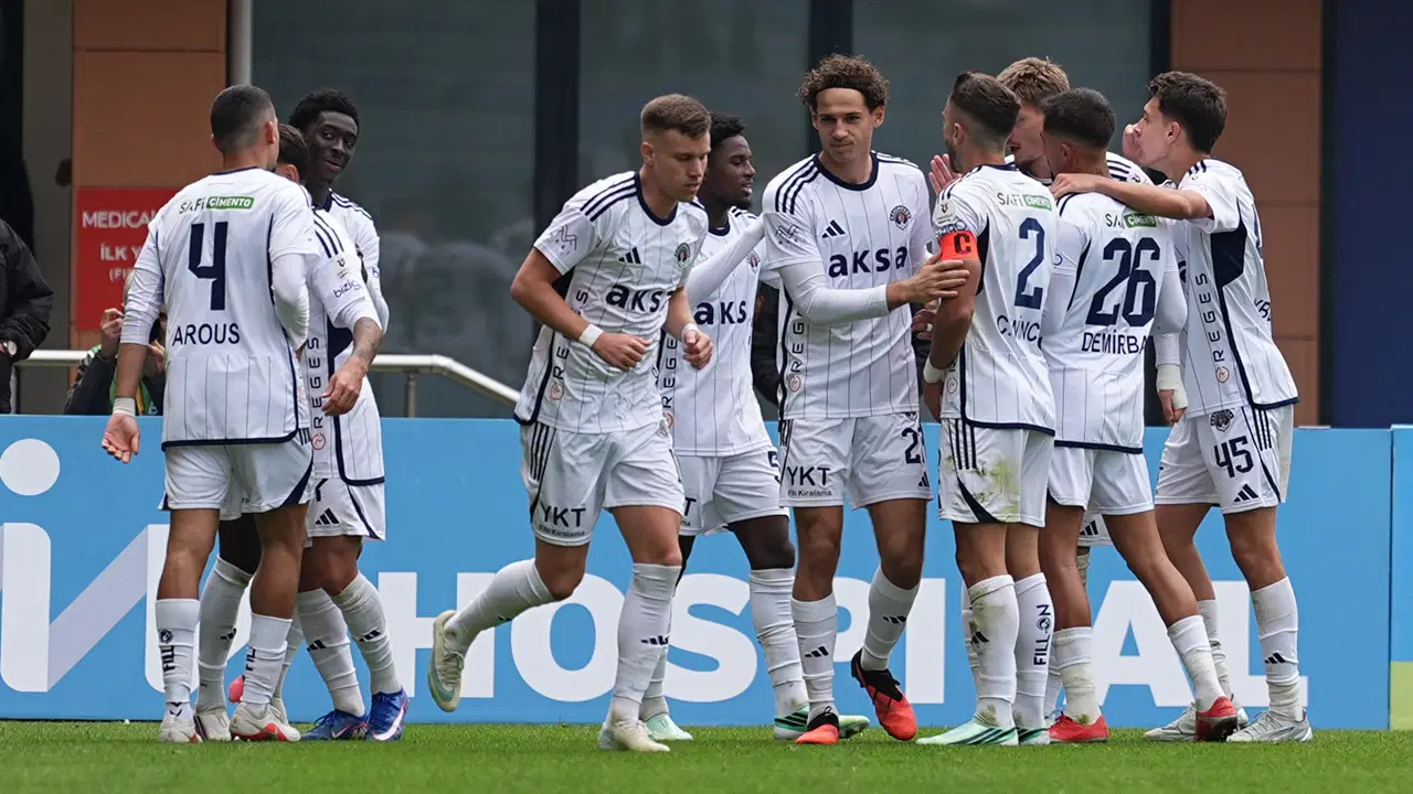 Kasımpaşa, Samsunspor'u Farklı Mağlup Etti