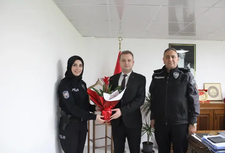 Kale'de polisler, Kaymakam İnce'yi ziyaret etti