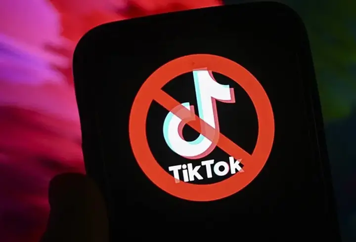 Trump, TikTok için verilen süreyi yine uzattı