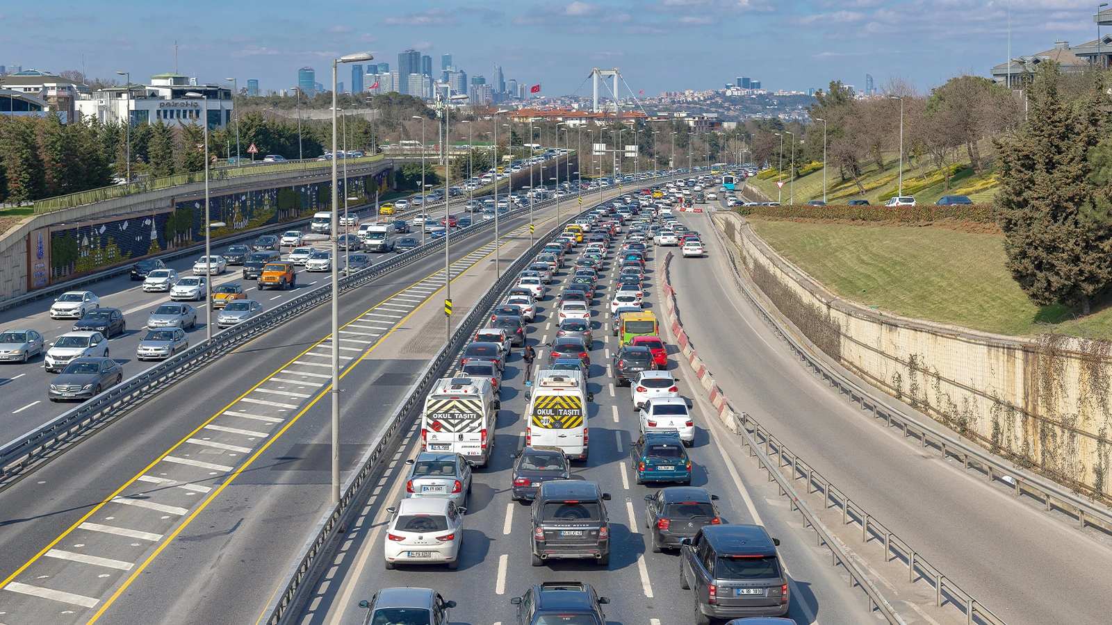 Uymayanlar yandı! okul servislerinde hız sınırı uyarısı