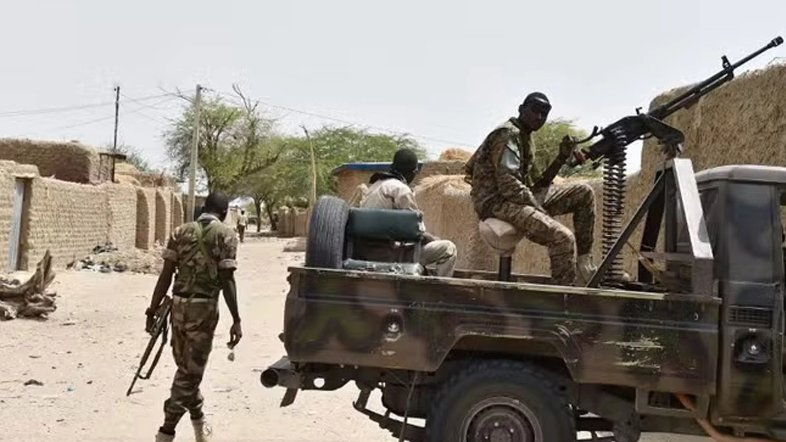 Nijerya'da hava operasyonunda 15 Boko Haram terör örgütü üyesi öldürüldü