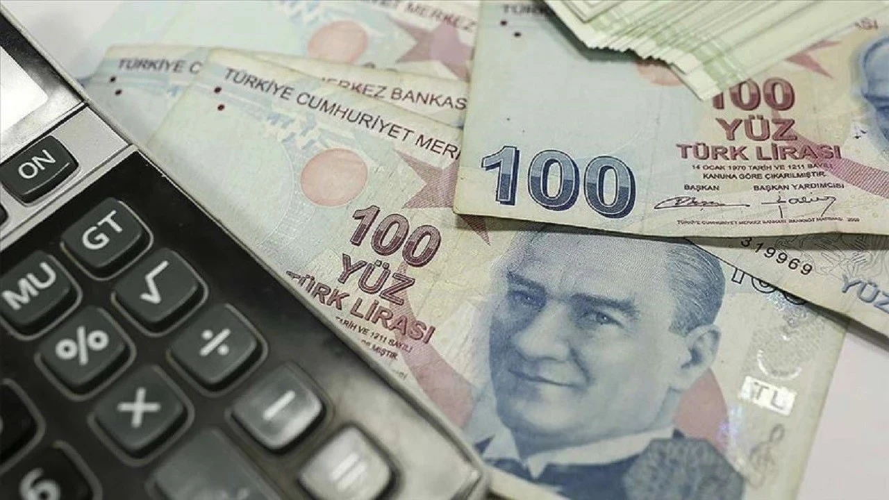 Cari işlemler temmuzda beklentinin üstünde fazla verdi