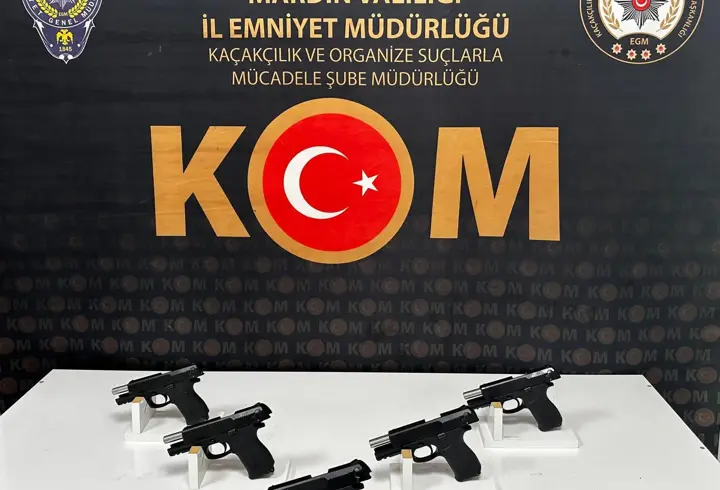 Mardin’de araçta 5 ruhsatsız tabanca ele geçirildi: 1 tutuklama