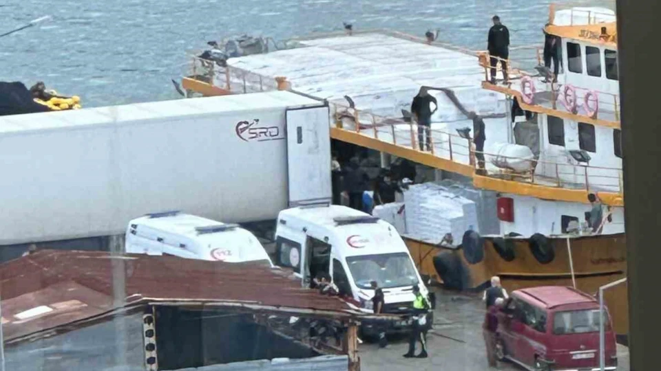 Trabzon Açıklarında Palamut Avı Sırasında Korkutan Kaza: Biri Ağır 4 Balıkçı Yaralandı