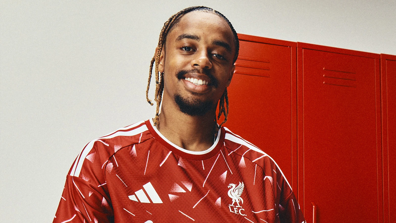Liverpool, Bradley Barcola transferini resmen duyurdu: PSG servet kazandı