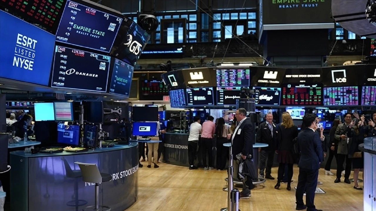 New York borsası haftanın ilk işlem gününe yükselişle başladı