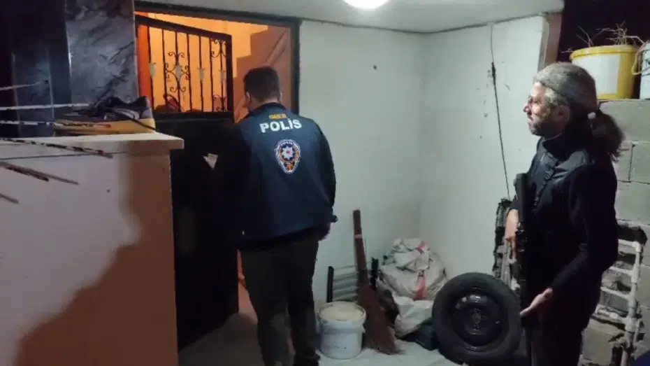 TOKİ kampanyasını kopyaladılar, 23 milyon liralık vurgun yaptılar