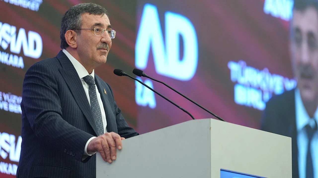 Yılmaz: Enflasyonda düşüş sürecek, finansal istikrar güçlenecek