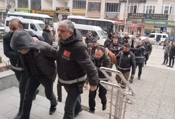 Çorum merkezli dolandırıcılık operasyonu; 14 gözaltı