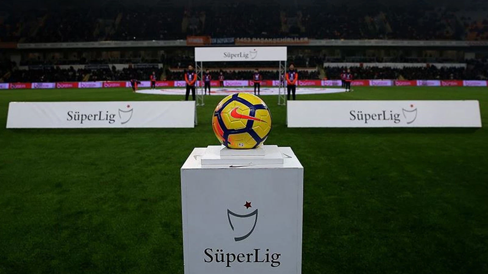 Süper Lig kulüplerinden "8 Mart Dünya Kadınlar Günü" mesajları