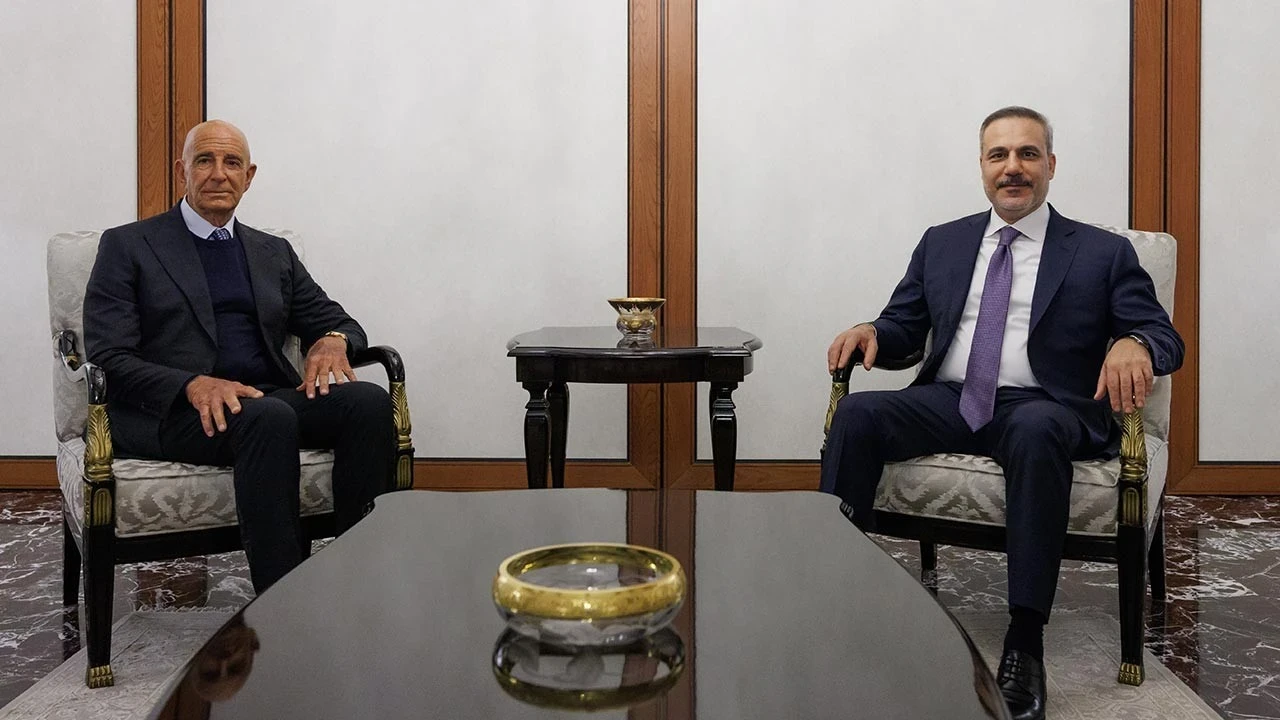 Bakan Fidan, ABD Büyükelçisi Barrack'ı kabul etti