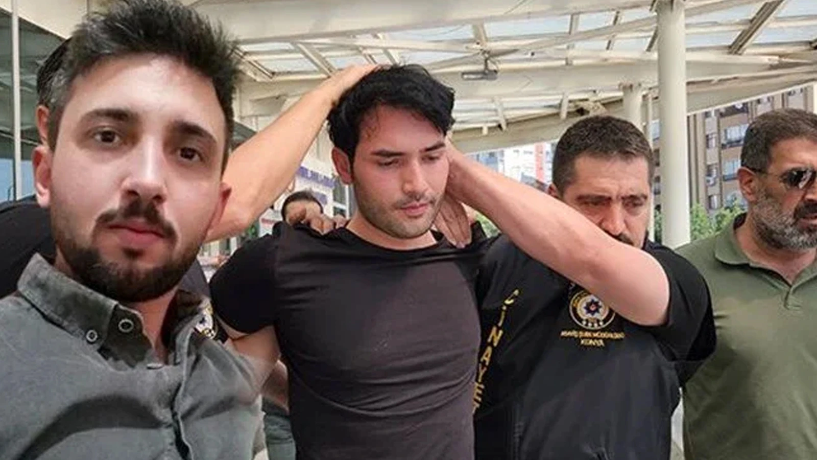 Öğretmeni öldüren zanlıdan pişkin cevap: Pişman değilim