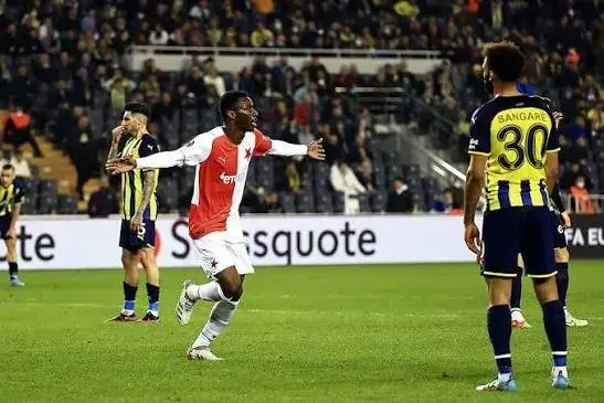 Fenerbahçe Slavia Prag Maçı Canlı Yayın Kanalı! Fenerbahçe-Slavia Prag Şampiyonlar Ligi Maçı Bu Akşam Saat Kaçta, Hangi Kanalda? Muhtemel 11'ler