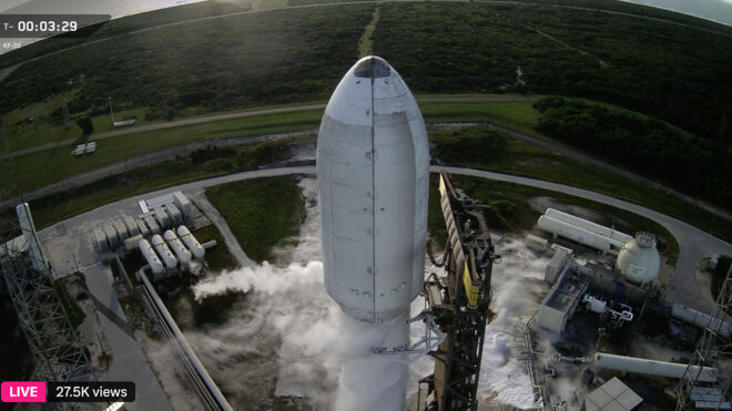 SpaceX, Amazon’un rakip uzaydan internet projesi için yörüngeye yeni uydular götürdü