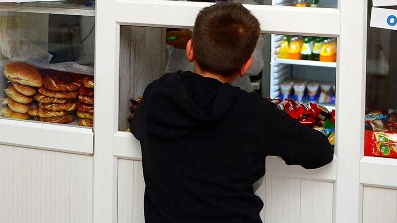 Okul Kantinlerinde Zamlı Tarife: Poğaça 25 Lira Oldu