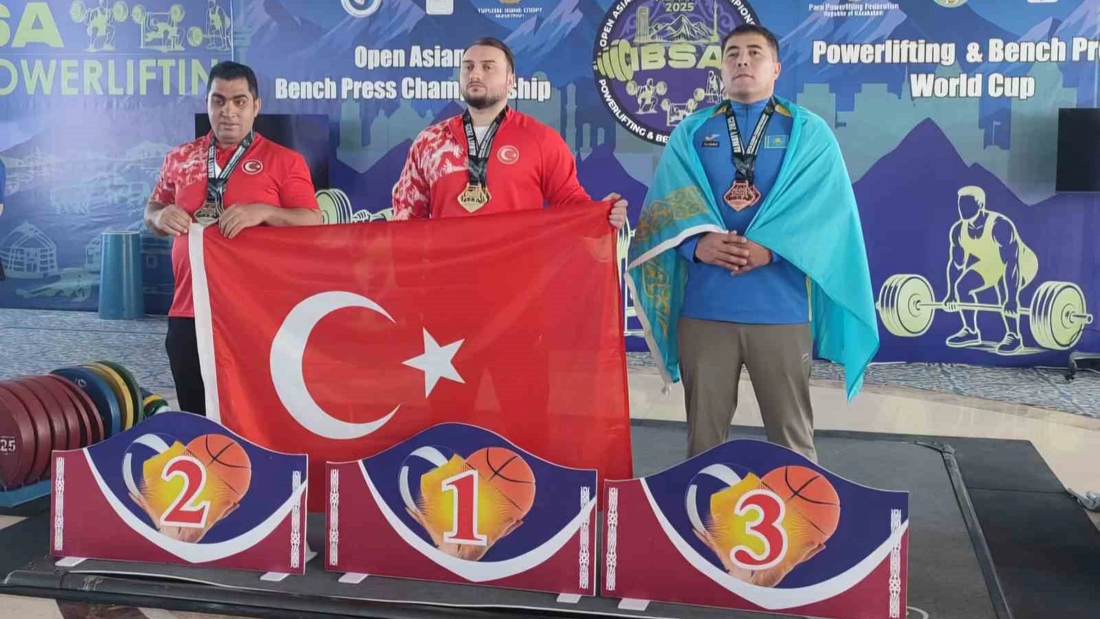 Görme Engelliler Dünya Şampiyonası’nda Şimşek’ten 3 altın