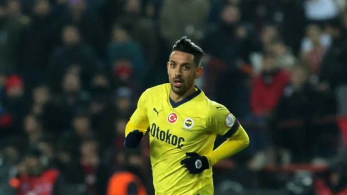 Fenerbahçe'de İrfan Can Kahveci'ye sürpriz talip!