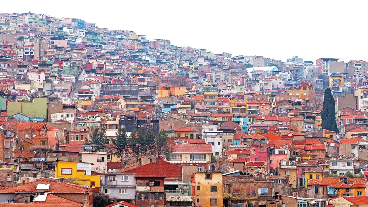 Bakan Kurum: İstanbul'daki depremlerde kaç bina hasar gördü?