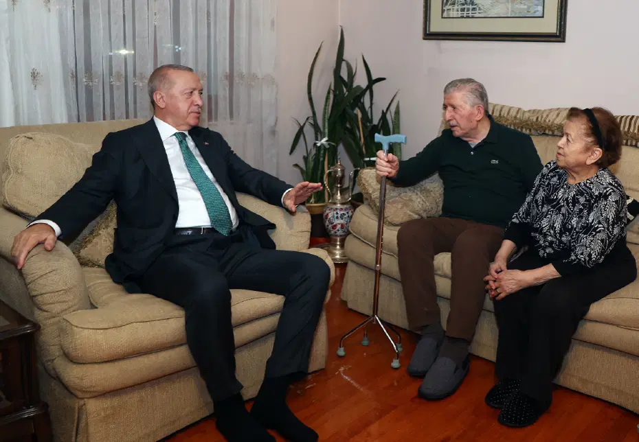 Cumhurbaşkanı Erdoğan'dan eski TBMM Başkanı Toptan'a ziyaret