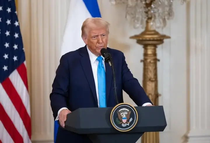 Trump: Müzakereleri Vatikan'da yapmak harika olurdu