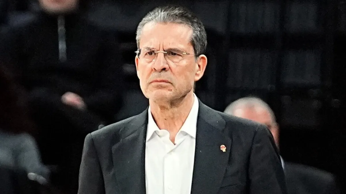 EuroLeague'de yılın başantrenörü Pedro Martinez oldu!