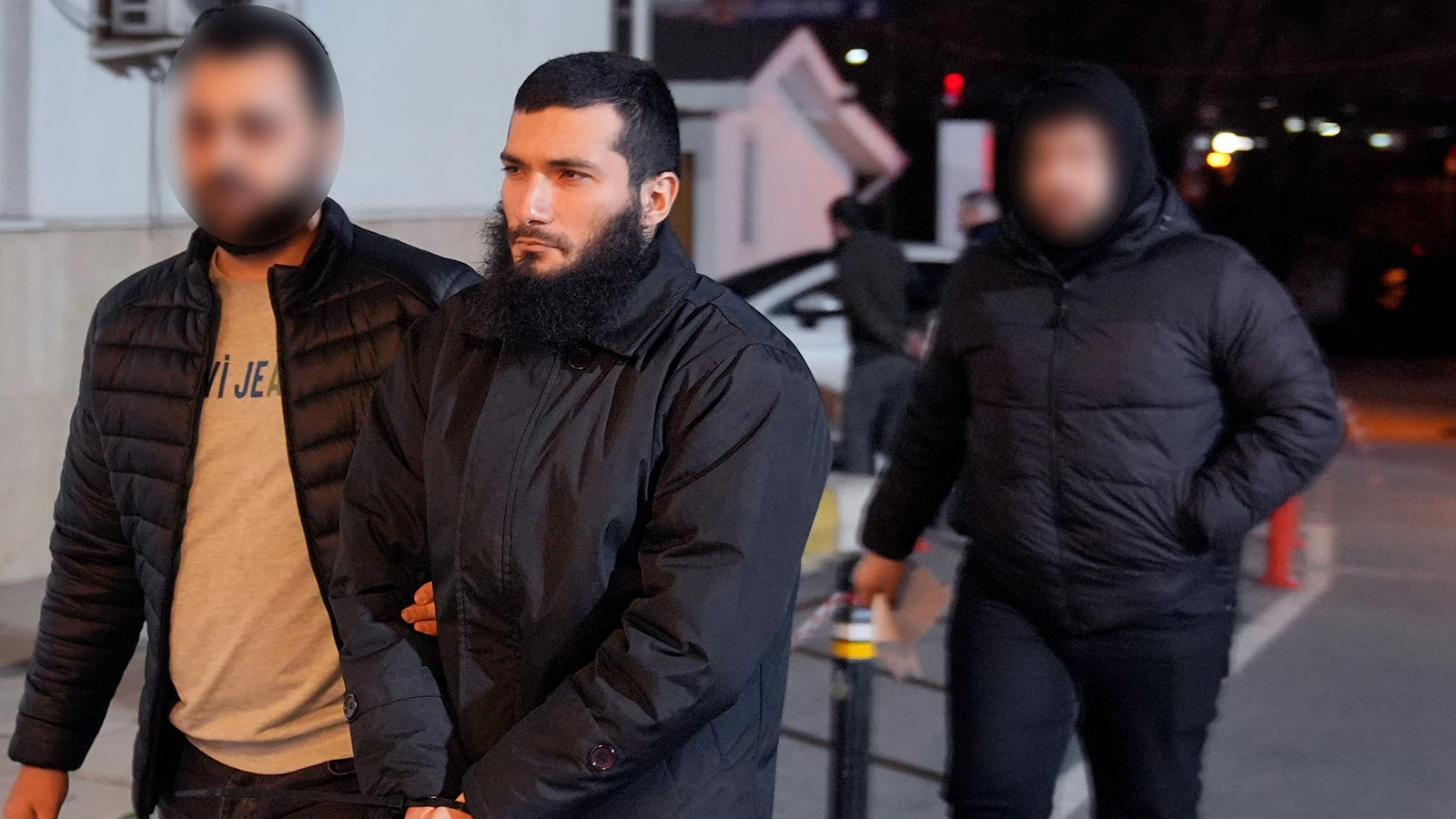 İstanbul merkezli 3 ilde DEAŞ operasyonu: 72 şüpheliye tutuklama talebi