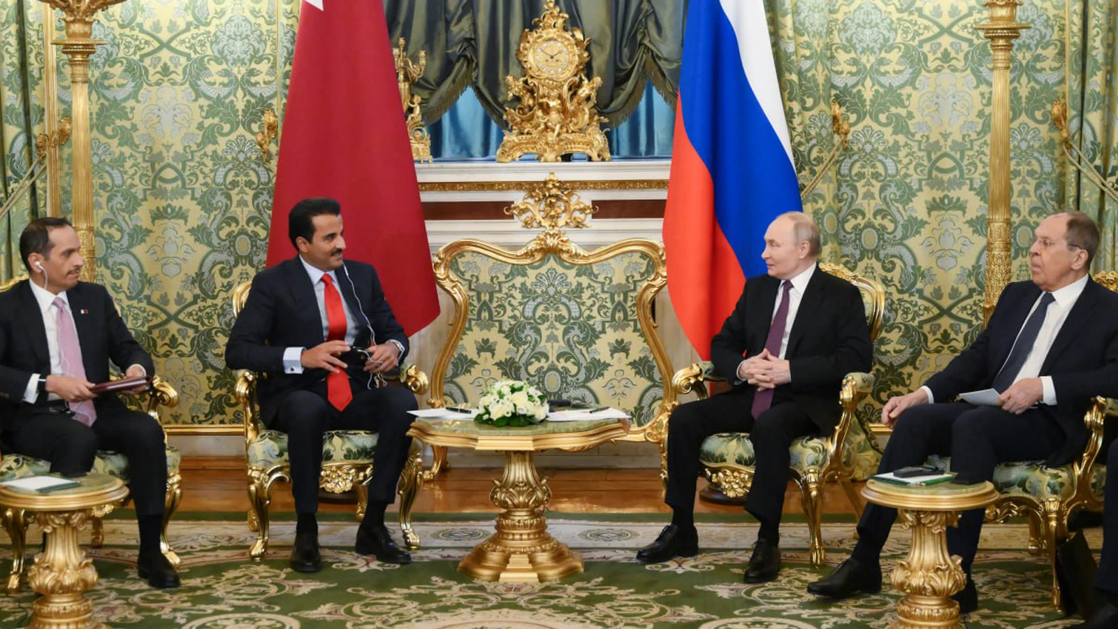 Putin ve Katar Emiri Al Sani Moskova'da bir araya geldi