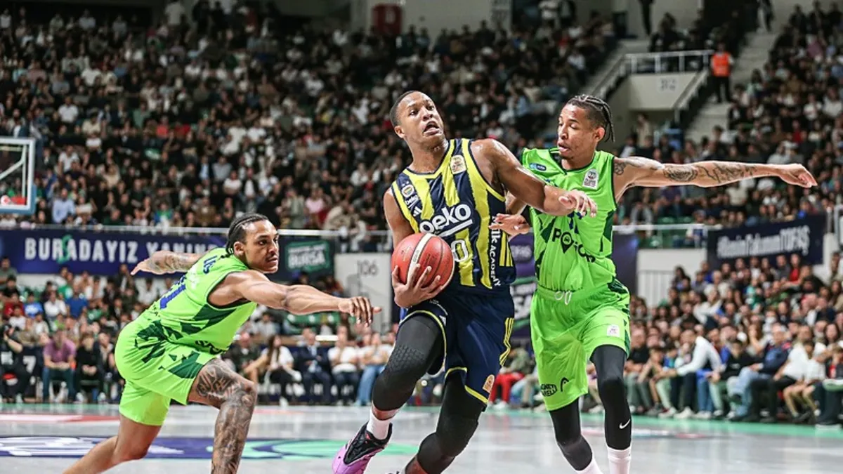 Fenerbahçe Beko EuroLeague'e Paris Basketbol maçıyla başlıyor