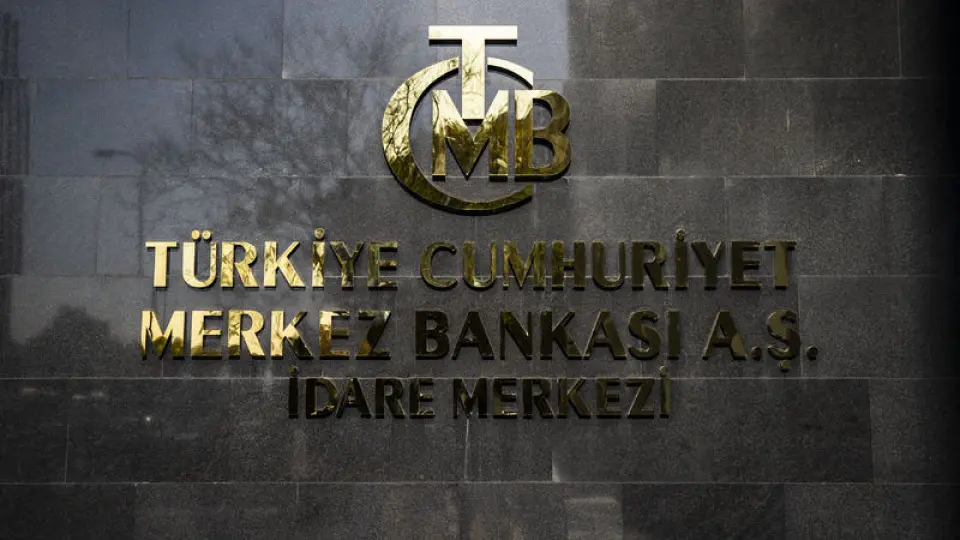 TCMB'den faiz indirim beklentileri rafa kalkıyor