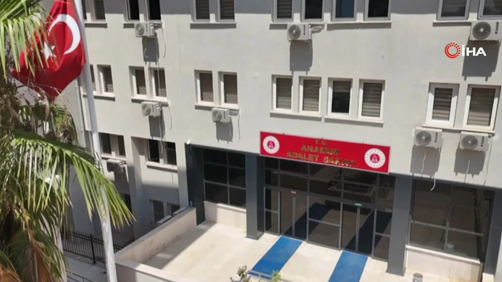 "FETÖ" ile korkutulan kuyumcu 10 milyon TL dolandırıldı