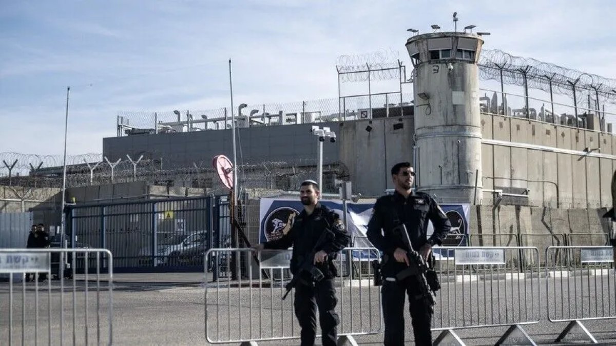 İsrail Hapishanelerinde Tutuklulara Ateş Açıldığına İlişkin 22 İfade Belgelendi