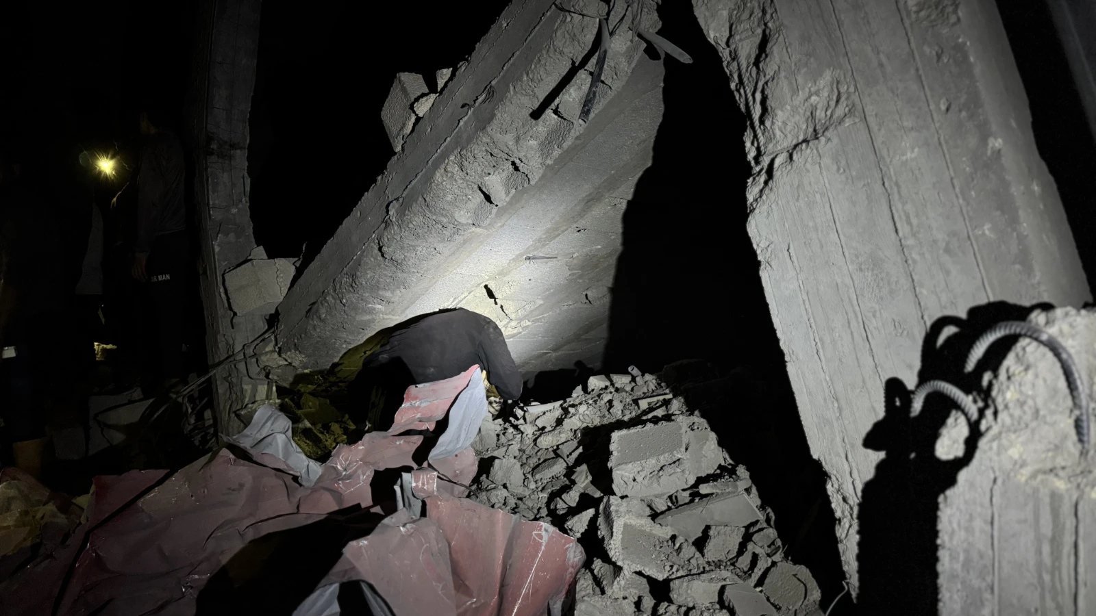 İsrail yine Filistinlileri hedef aldı: 6 ölü, çok sayıda yaralı