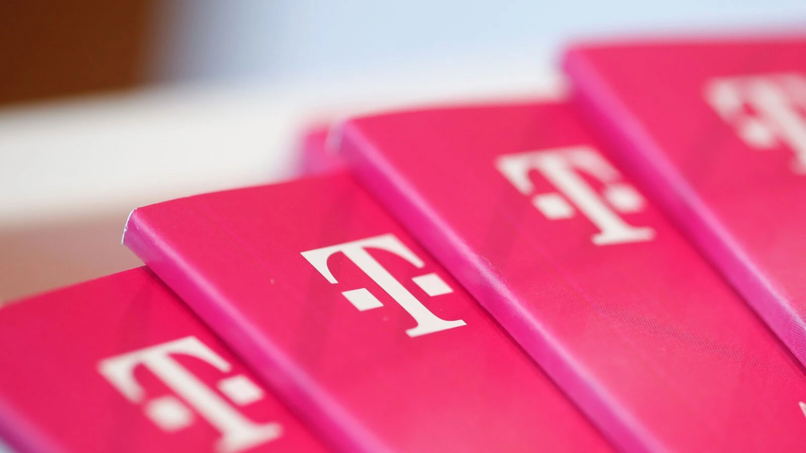 Avrupalı Telekom Şirketleri Starlink'e Karşı İttifak Yapıyor