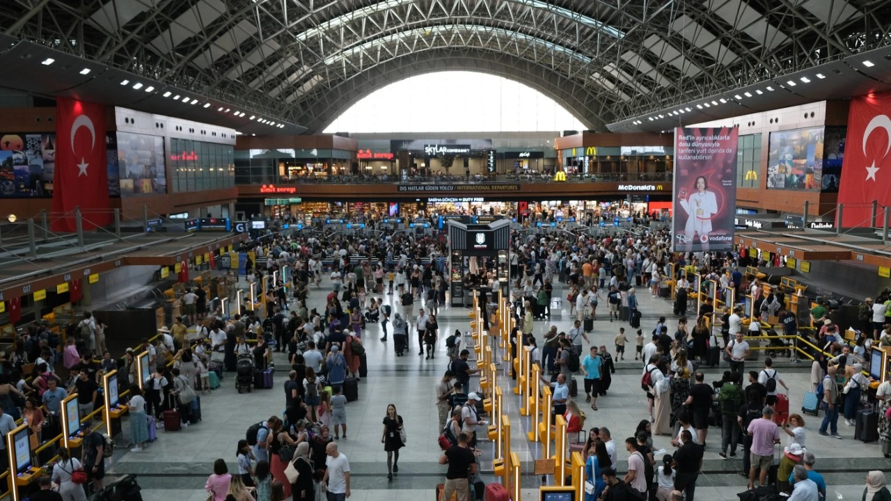 Sabiha Gökçen Havalimanı'ndan bayramda 700 bin kişi uçtu