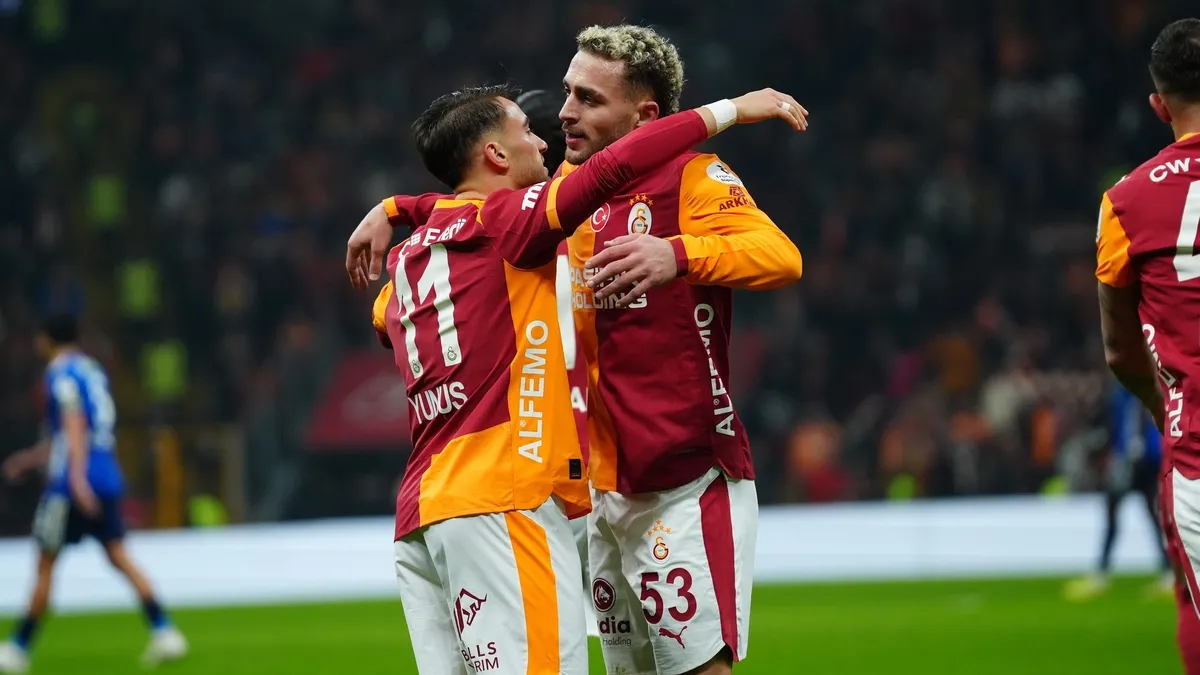 TRANSFER HABERİ: Yunus Akgün Galatasaray'dan ayrılacak mı?