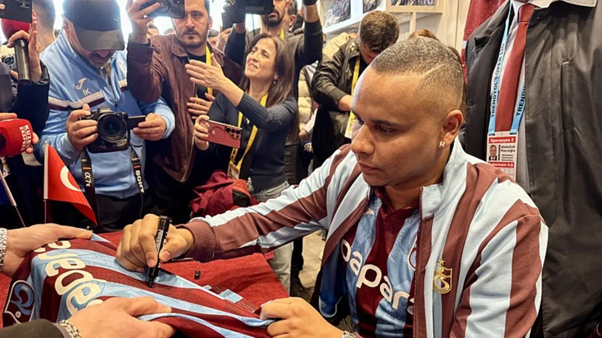 Jaja derbi öncesi Trabzonspor taraftarıyla buluştu!