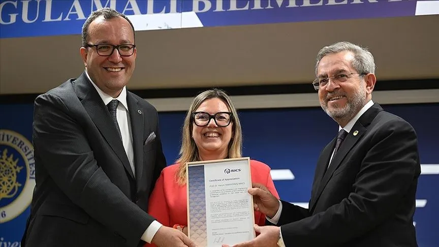 Ankara Üniversitesi "Kıta Avrupa'sında En Çok Akredite Edilmiş Programa Sahip Üniversite" unvanı aldı