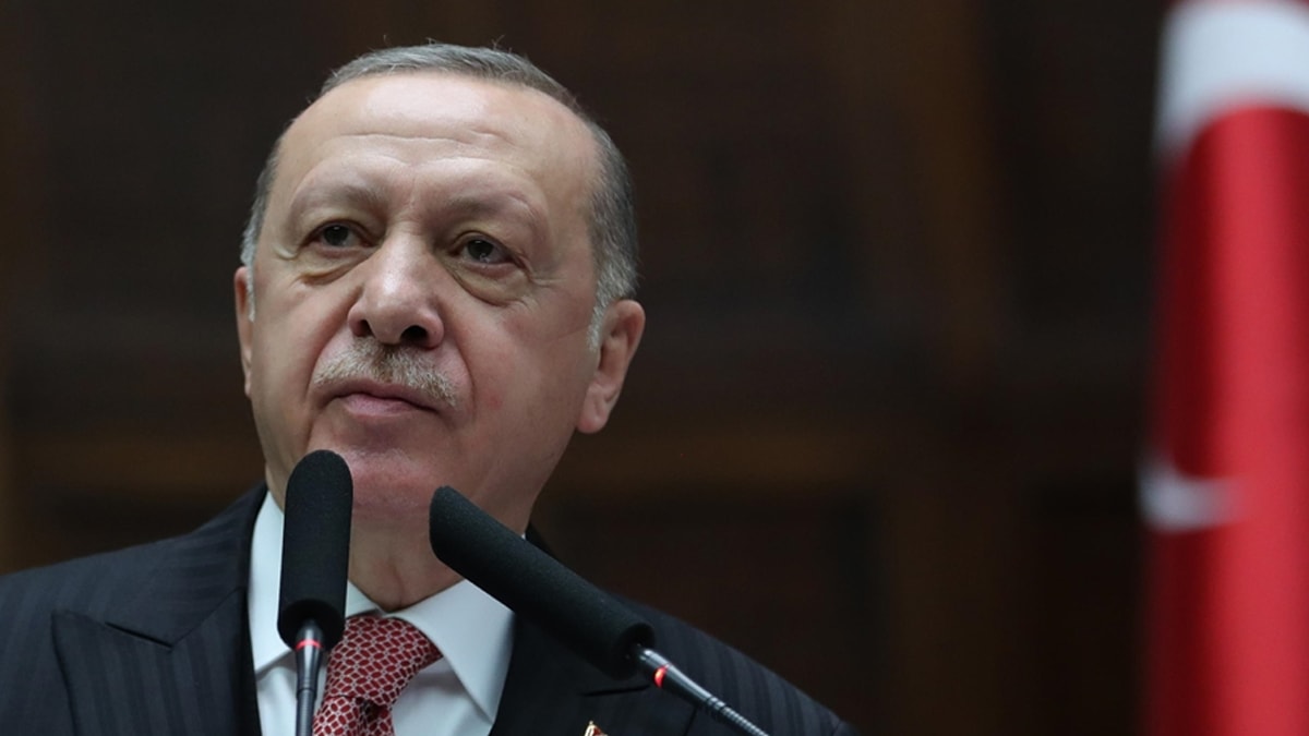 Erdoğan: Yeni Anayasa için 10 hukukçu arkadaşımız görevlendirildi