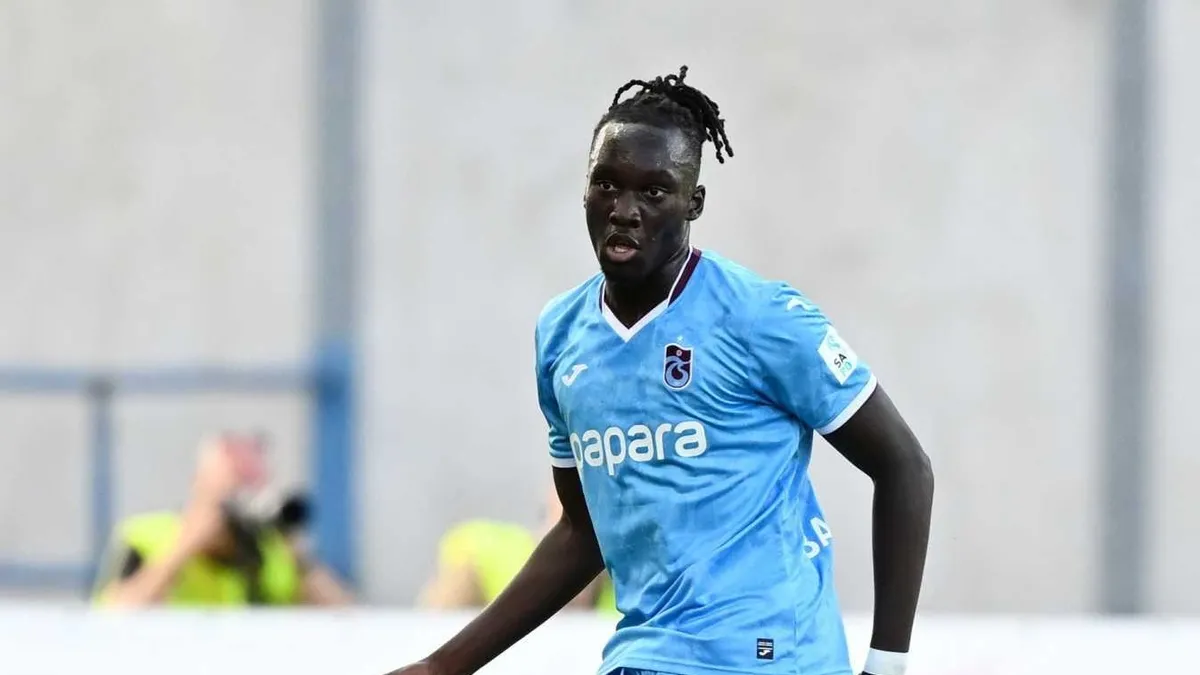 Trabzonspor'da Batista Mendy Sevilla'ya kiralandı!