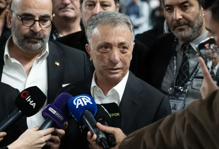 Beşiktaş'ın eski başkanı Ahmet Nur Çebi, seçimini yaptı!