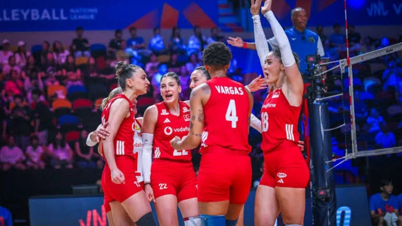 Filenin Sultanları çeyrek final için sahada: Rakip Azerbaycan
