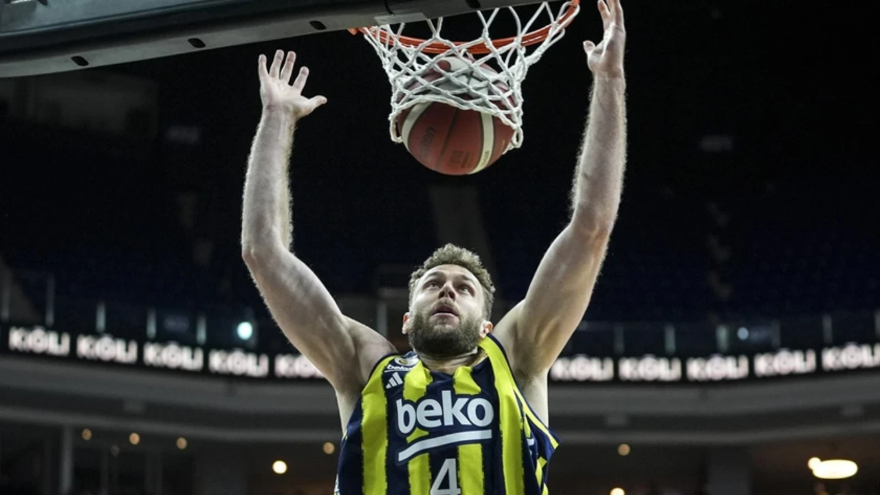 Paris Fenerbahçe Beko maçı ne zaman, saat kaçta, hangi kanalda?